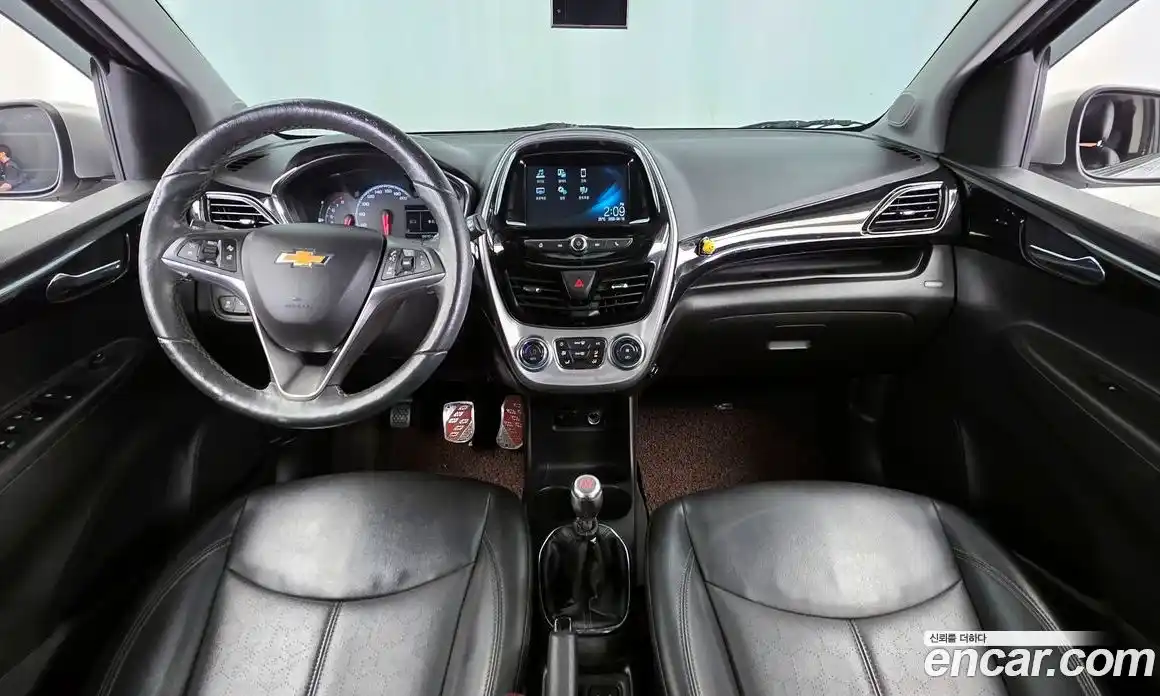 Chevrolet Spark 2016 1.0 механика в Москве, фото 10