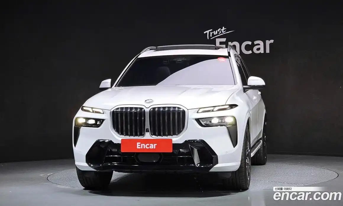 BMW X7 2025 3.0 гидро в Москве № 1616144, фото 3