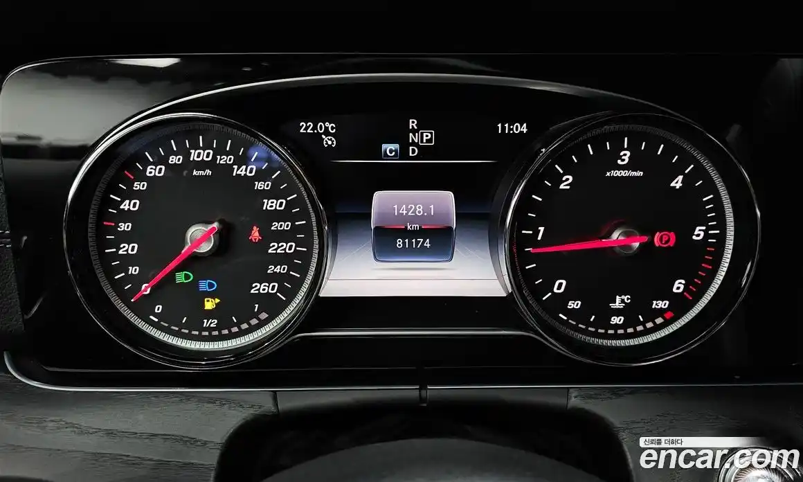 Mercedes-Benz E-Class 2018 1.9 гидро в Москве № 1617392, фото 11
