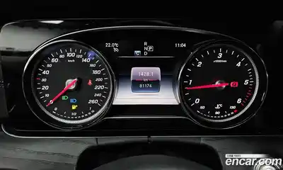 Mercedes-Benz E-Class 2018 1.9 гидро в Москве № 1617392, миниатюра 11