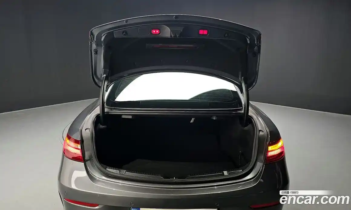 Mercedes-Benz E-Class 2018 1.9 гидро в Москве № 1617392, фото 26