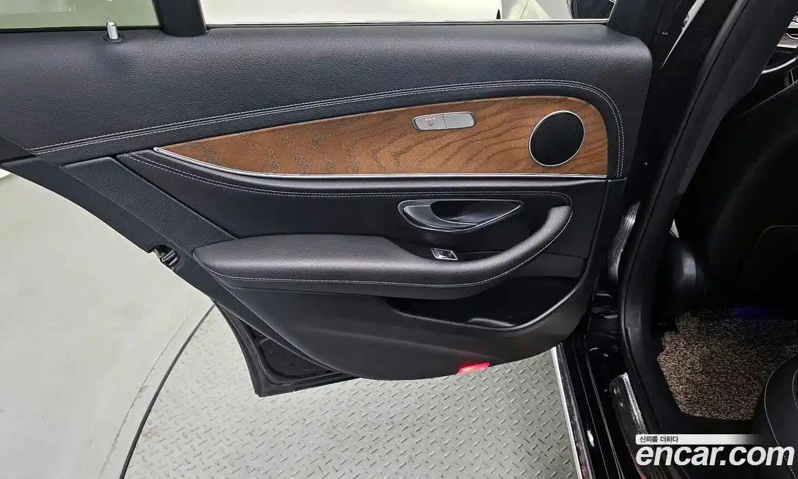 Mercedes-Benz E-Class 2019 1.9 гидро в Москве № 1617501, фото 15