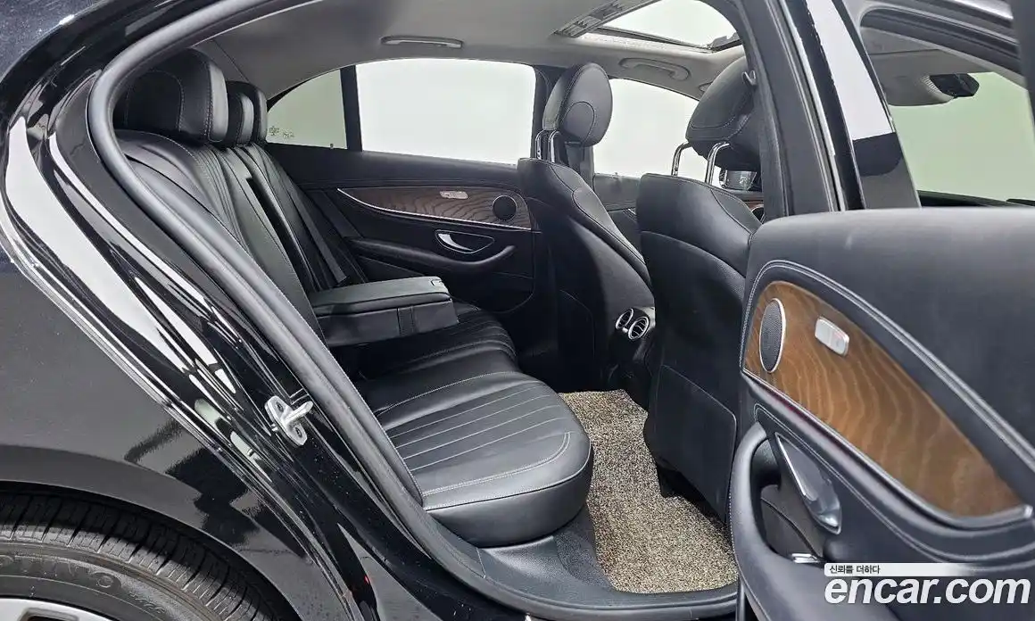 Mercedes-Benz E-Class 2019 1.9 гидро в Москве № 1617501, фото 17