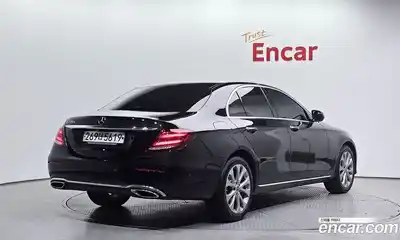 Mercedes-Benz E-Class 2019 1.9 гидро в Москве № 1617501, миниатюра 2