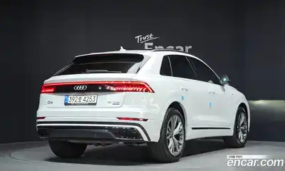 Audi Q8 2022 3.0 гидро в Москве № 1617701, миниатюра 2