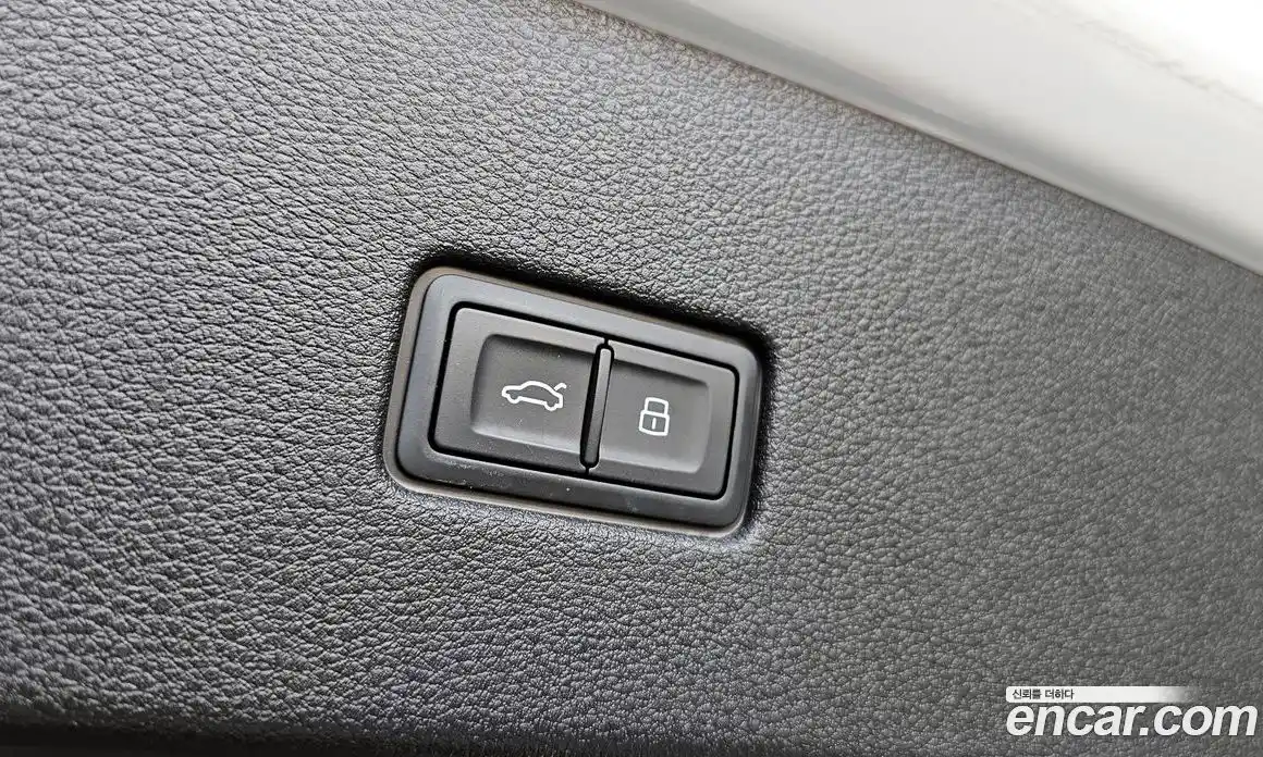Audi Q8 2022 3.0 гидро в Москве № 1617701, фото 30