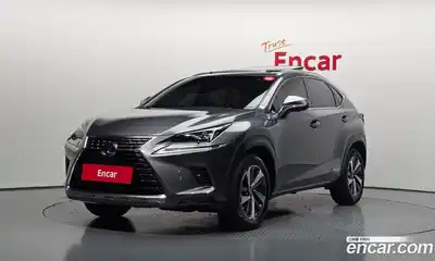 Lexus NX, 2017