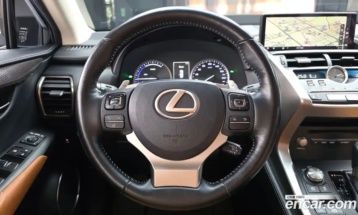 Lexus NX 2017 2.5 гидро в Москве № 1622807, фото 19