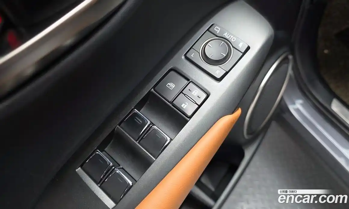 Lexus NX 2017 2.5 гидро в Москве № 1622807, фото 27