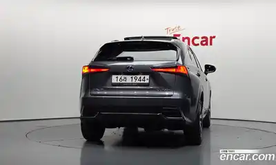 Lexus NX 2017 2.5 гидро в Москве № 1622807, миниатюра 4