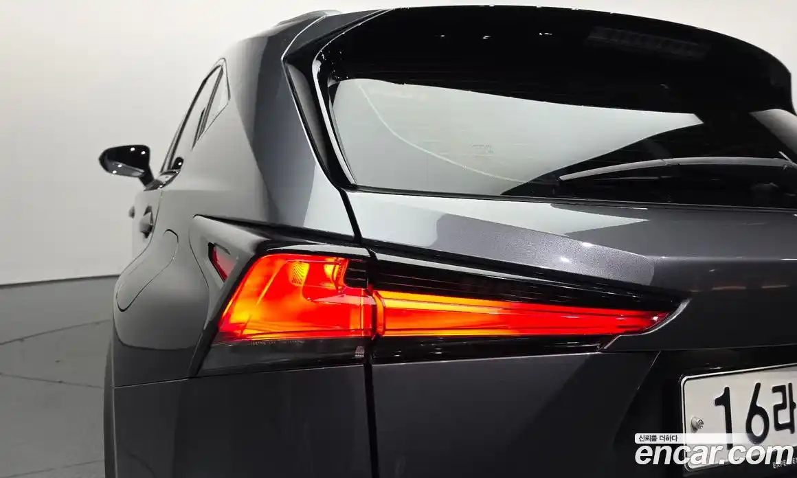 Lexus NX 2017 2.5 гидро в Москве № 1622807, фото 9