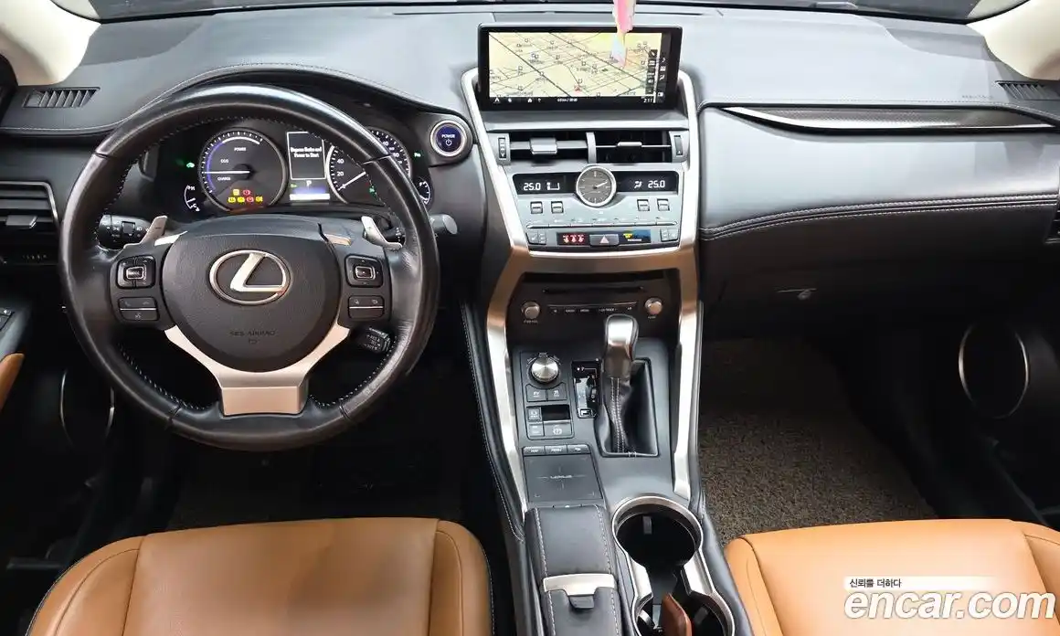 Lexus NX 2017 2.5 гидро в Москве № 1622807, фото 10