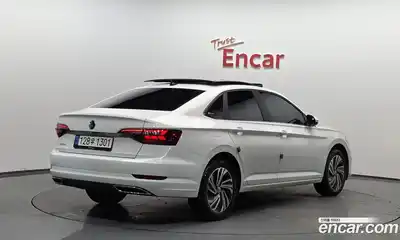 Volkswagen Jetta, 2021