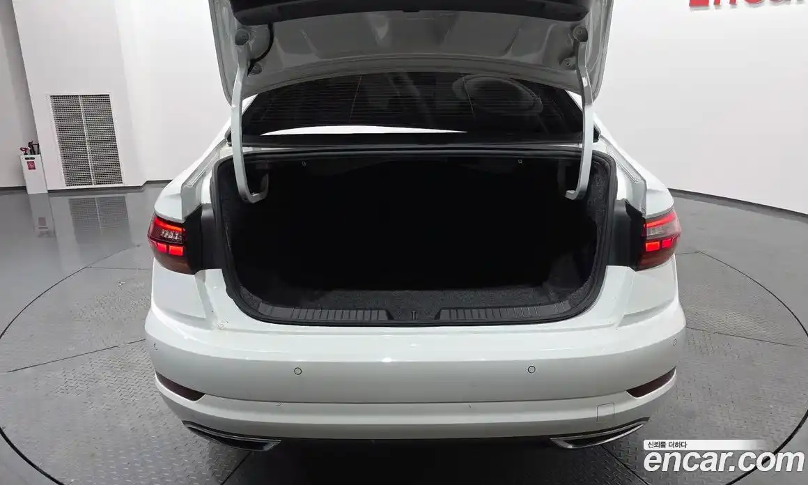 Volkswagen Jetta 2021 1.4 гидро в Москве № 1623199, фото 29