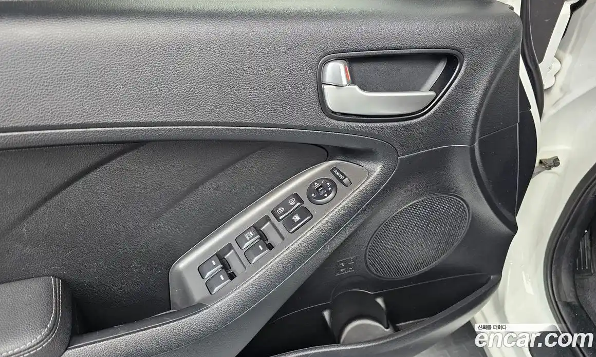 Kia K3 2017 1.6 гидро в Москве № 1685159, фото 19