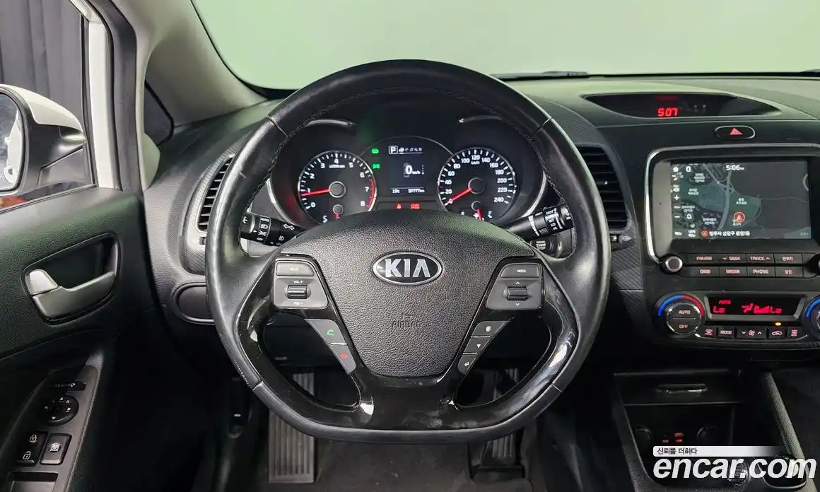 Kia K3 2017 1.6 гидро в Москве № 1685159, фото 22