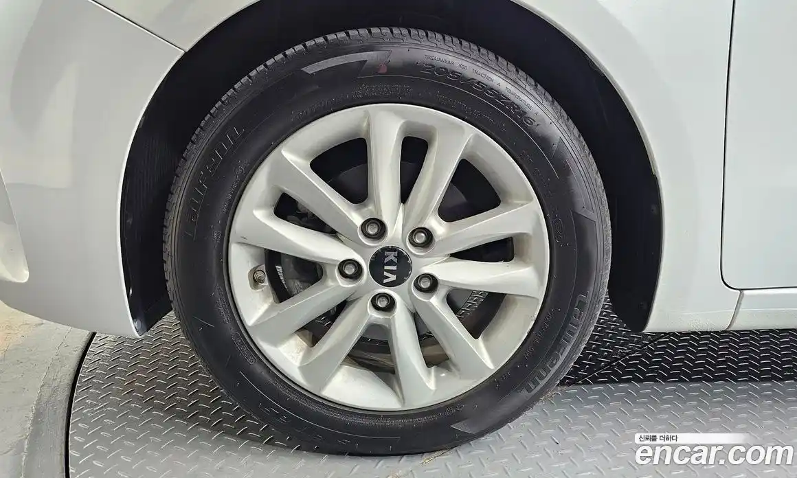 Kia K3 2017 1.6 гидро в Москве № 1685159, фото 5