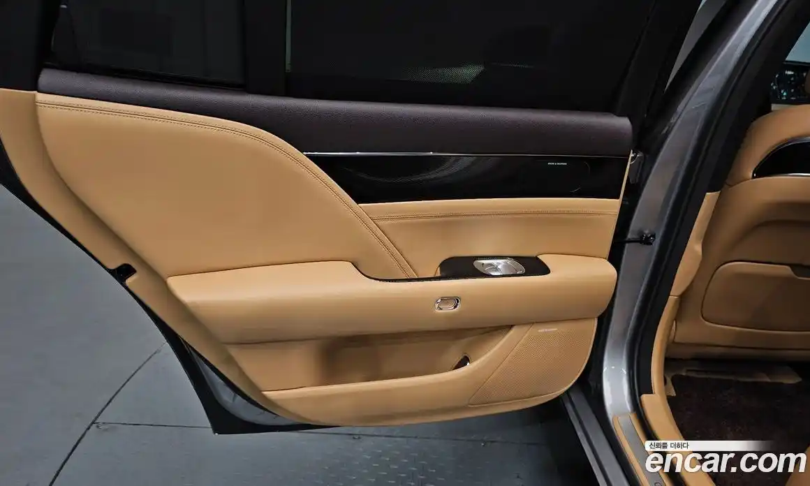 Genesis G90 2022 3.5 гидро в Москве, фото 14