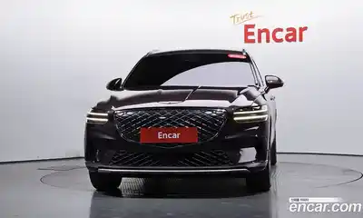 Genesis GV70 2022 0.1 гидро в Москве № 1685458, миниатюра 2