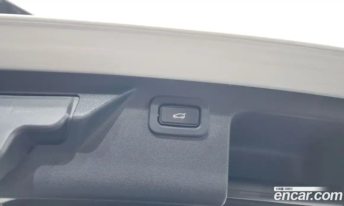 Land Rover Discovery Sport 2020 2.0 гидро в Москве № 1691914, фото 32