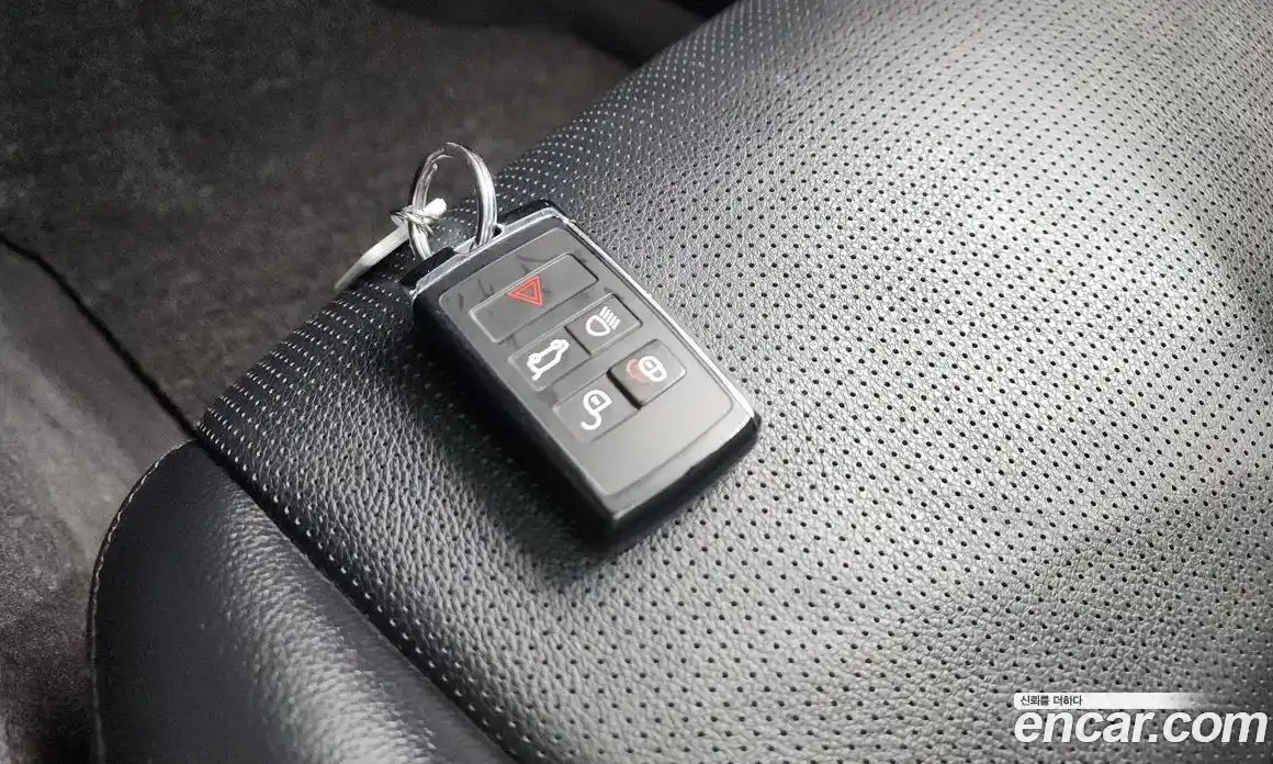 Land Rover Discovery Sport 2020 2.0 гидро в Москве № 1691914, фото 33