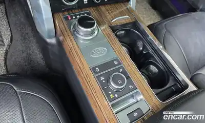 Land Rover Range-Rover 2020 4.4 гидро в Москве № 1691935, миниатюра 11