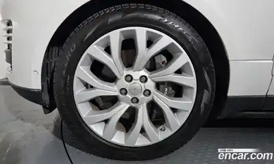 Land Rover Range-Rover 2020 4.4 гидро в Москве № 1691935, миниатюра 4