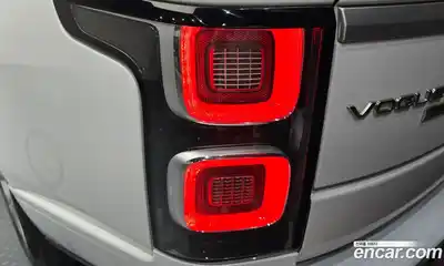 Land Rover Range-Rover 2020 4.4 гидро в Москве № 1691935, миниатюра 8