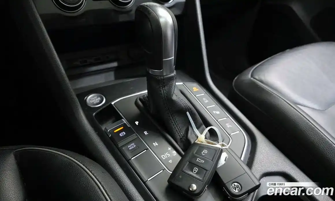 Volkswagen Tiguan 2018 2.0 гидро в Москве № 1693398, фото 12