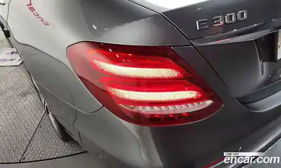 Mercedes-Benz E-Class 2019 2.0 гидро в Москве № 1762646, миниатюра 9