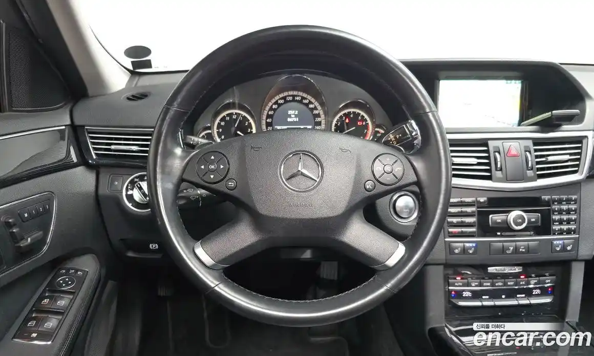 Mercedes-Benz E-Class 2010 3.5 гидро в Москве № 1762796, фото 18