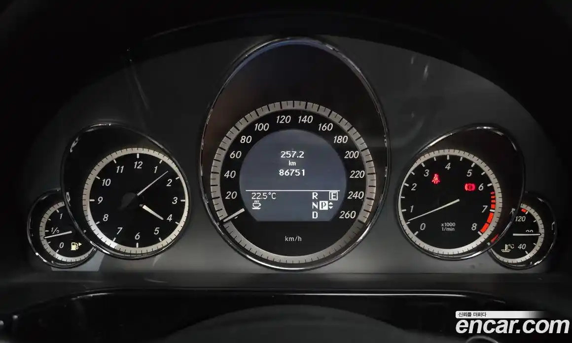 Mercedes-Benz E-Class 2010 3.5 гидро в Москве № 1762796, фото 10