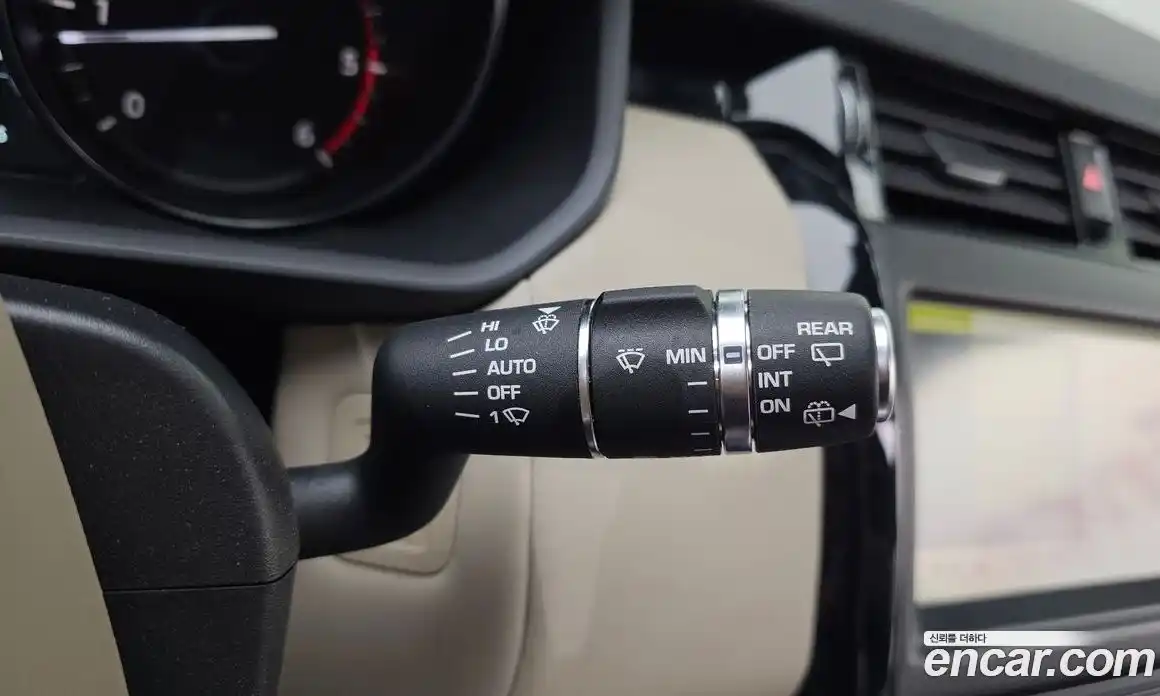 Land Rover Discovery 2019 2.0 гидро в Москве № 1763994, фото 23
