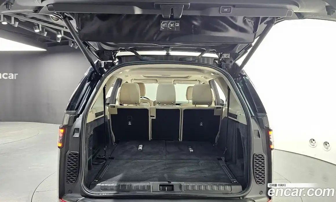 Land Rover Discovery 2019 2.0 гидро в Москве № 1763994, фото 26