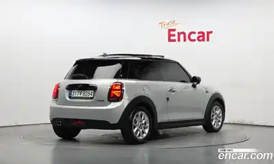 Mini Cooper 2021 1.5 гидро в Москве № 1764381, миниатюра 2