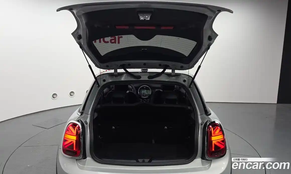 Mini Cooper 2021 1.5 гидро в Москве № 1764381, фото 26