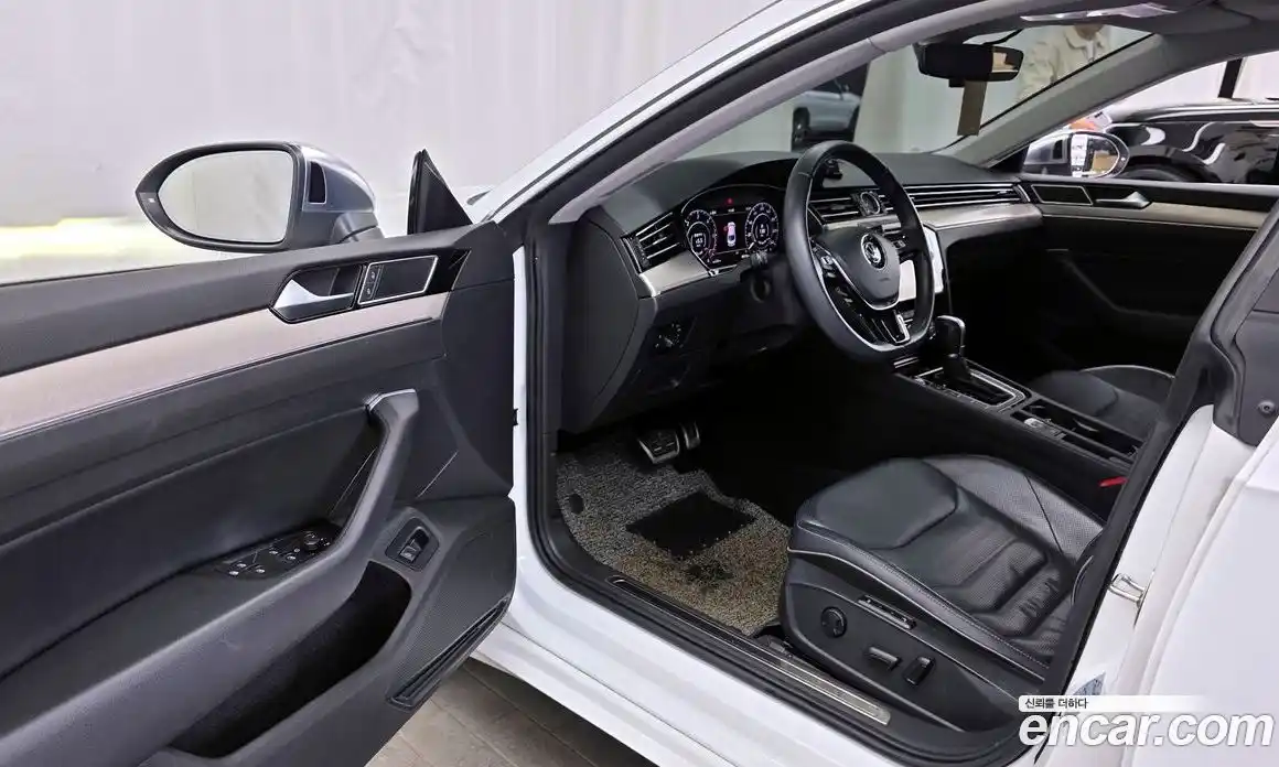 Volkswagen Arteon 2019 2.0 гидро в Москве № 1765183, фото 13