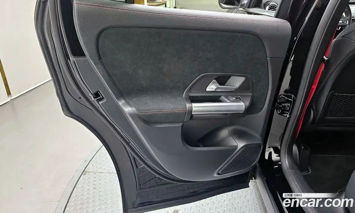 Mercedes-Benz GLA-Class 2023 2.0 гидро в Москве № 1833353, фото 15