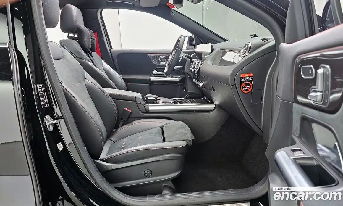 Mercedes-Benz GLA-Class 2023 2.0 гидро в Москве № 1833353, фото 16