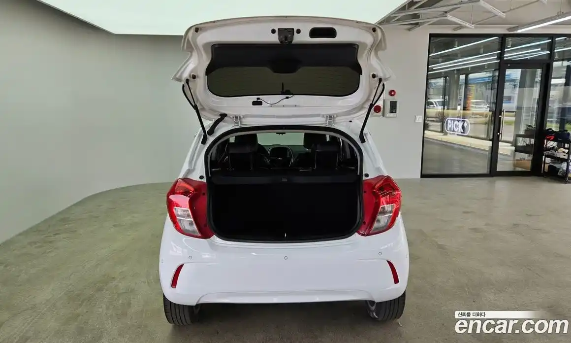 Chevrolet Spark 2015 1.0 механика в Москве № 1834288, фото 20