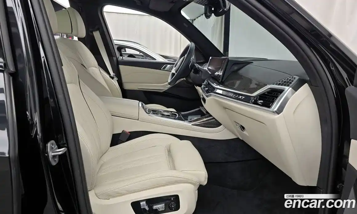 BMW X7 2025 3.0 гидро в Москве № 1835420, фото 17