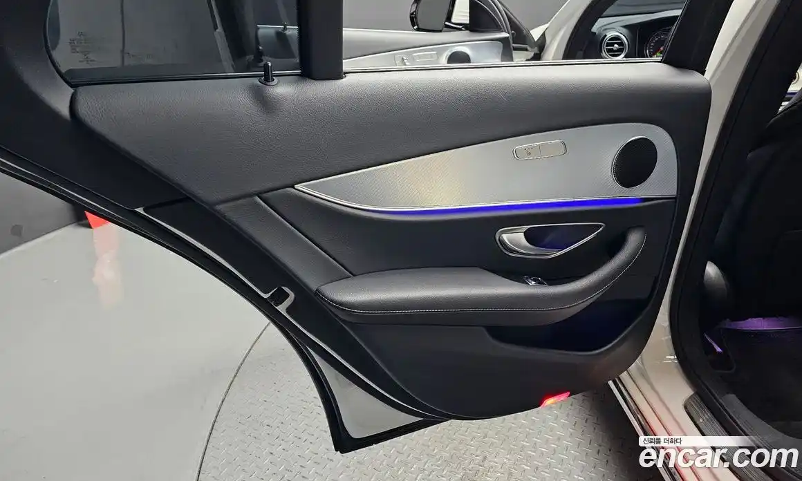 Mercedes-Benz E-Class 2019 2.0 гидро в Москве № 1835488, фото 15