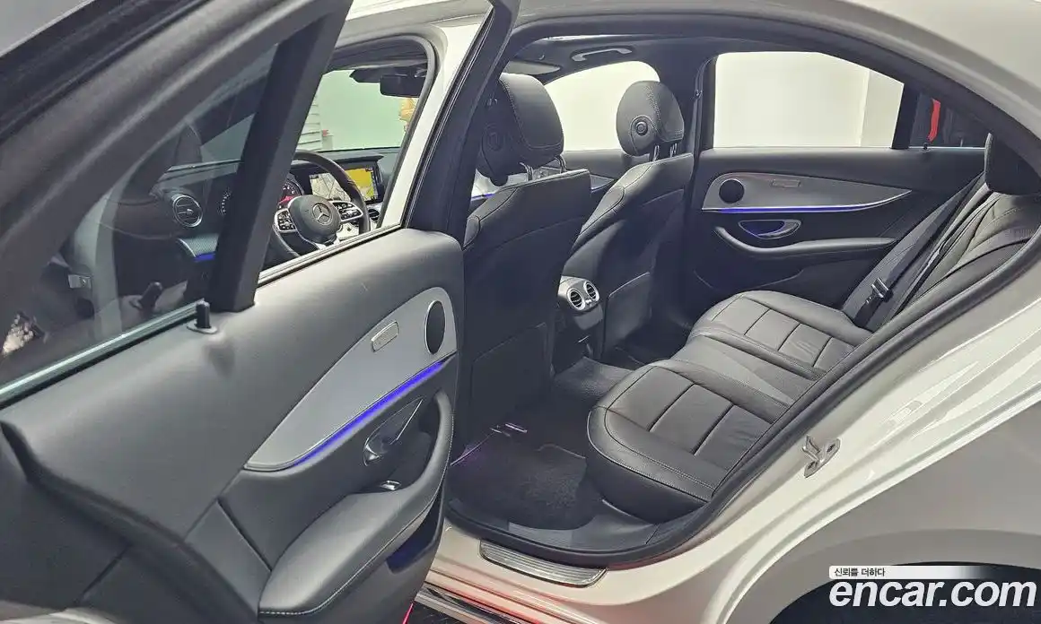 Mercedes-Benz E-Class 2019 2.0 гидро в Москве № 1835488, фото 18