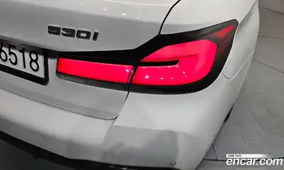BMW 5-Series 2022 2.0 гидро в Москве № 1835611, миниатюра 9