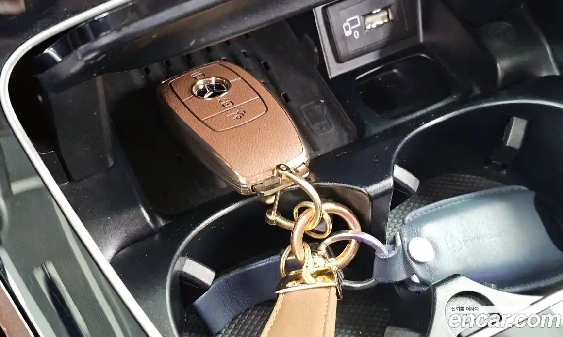 Mercedes-Benz E-Class 2020 2.0 гидро в Москве № 1835947, фото 16