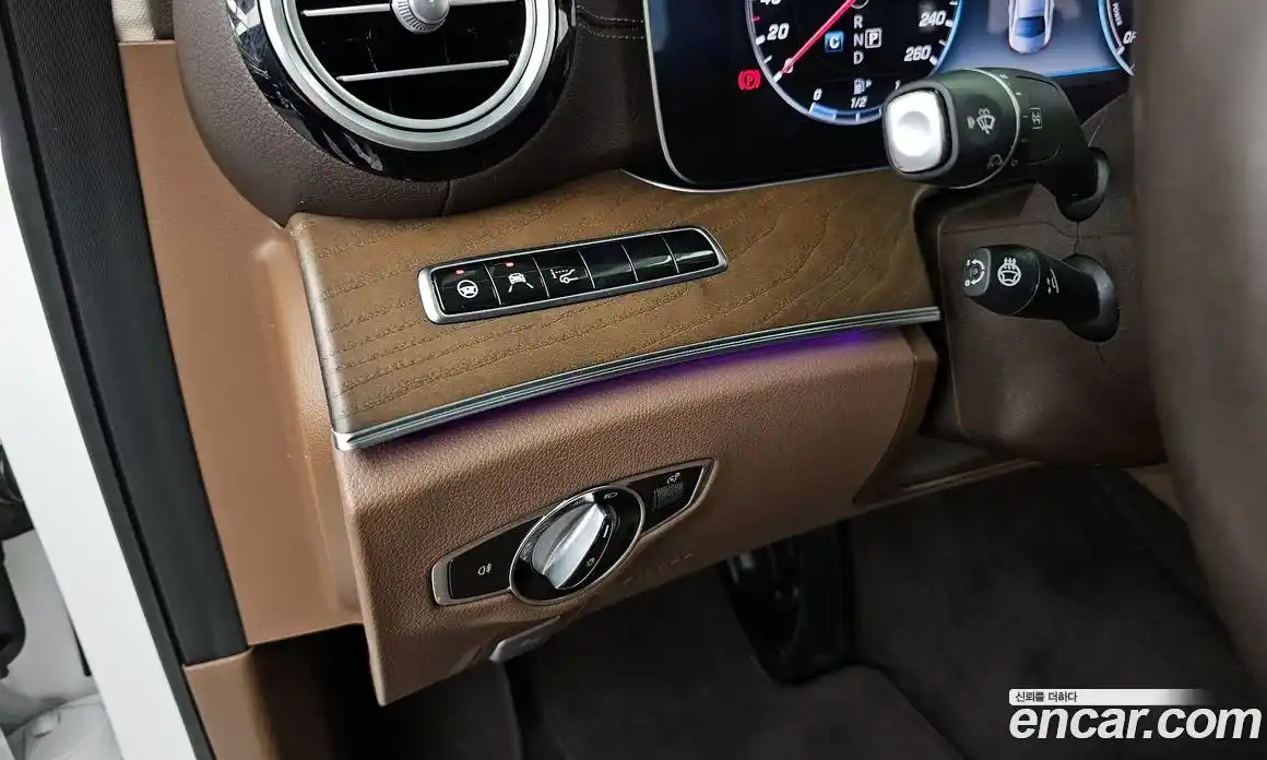 Mercedes-Benz E-Class 2020 2.0 гидро в Москве № 1835947, фото 38