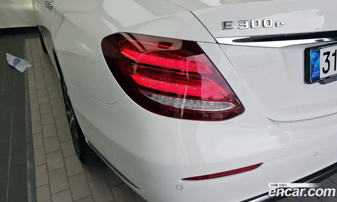 Mercedes-Benz E-Class 2020 2.0 гидро в Москве № 1835947, фото 9
