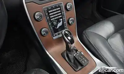 Volvo XC70 2014 2.0 гидро в Москве № 1836882, миниатюра 9