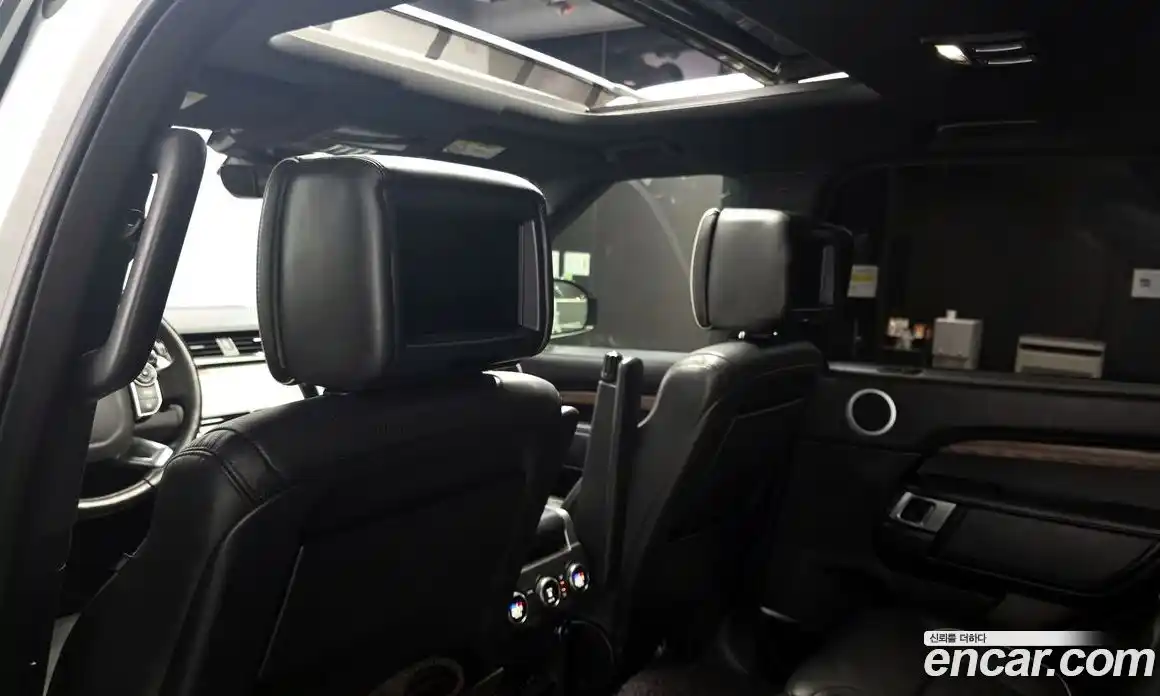 Land Rover Discovery 2018 3.0 гидро в Москве № 1837375, фото 29