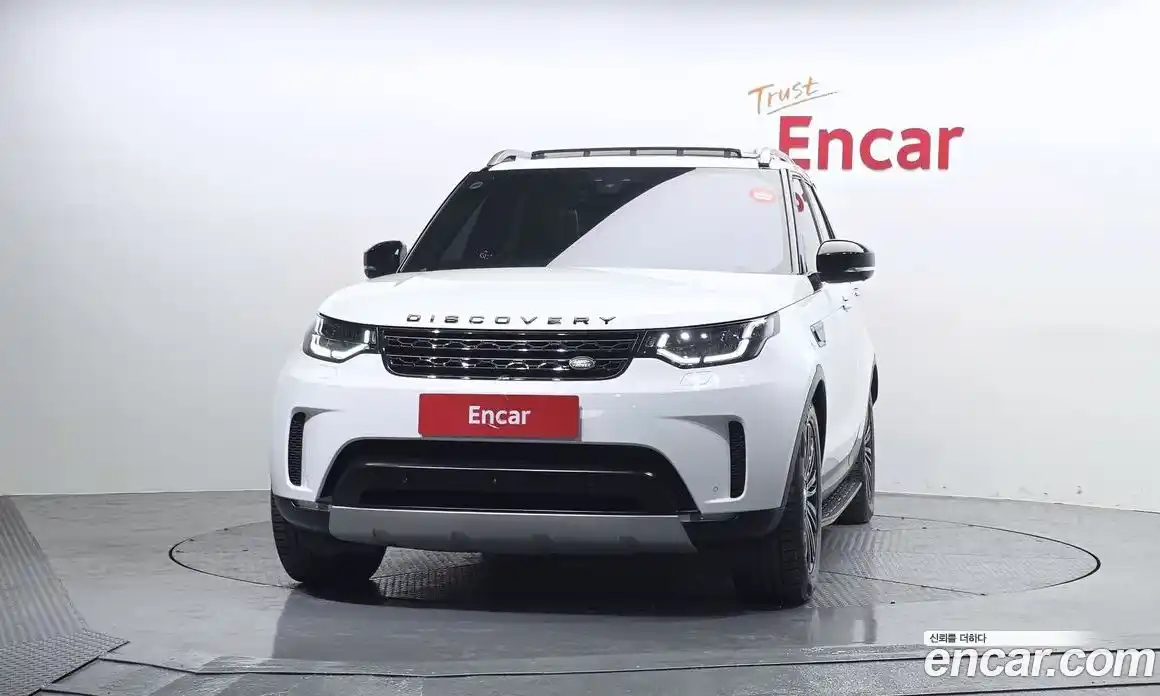 Land Rover Discovery 2018 3.0 гидро в Москве № 1837375, фото 3